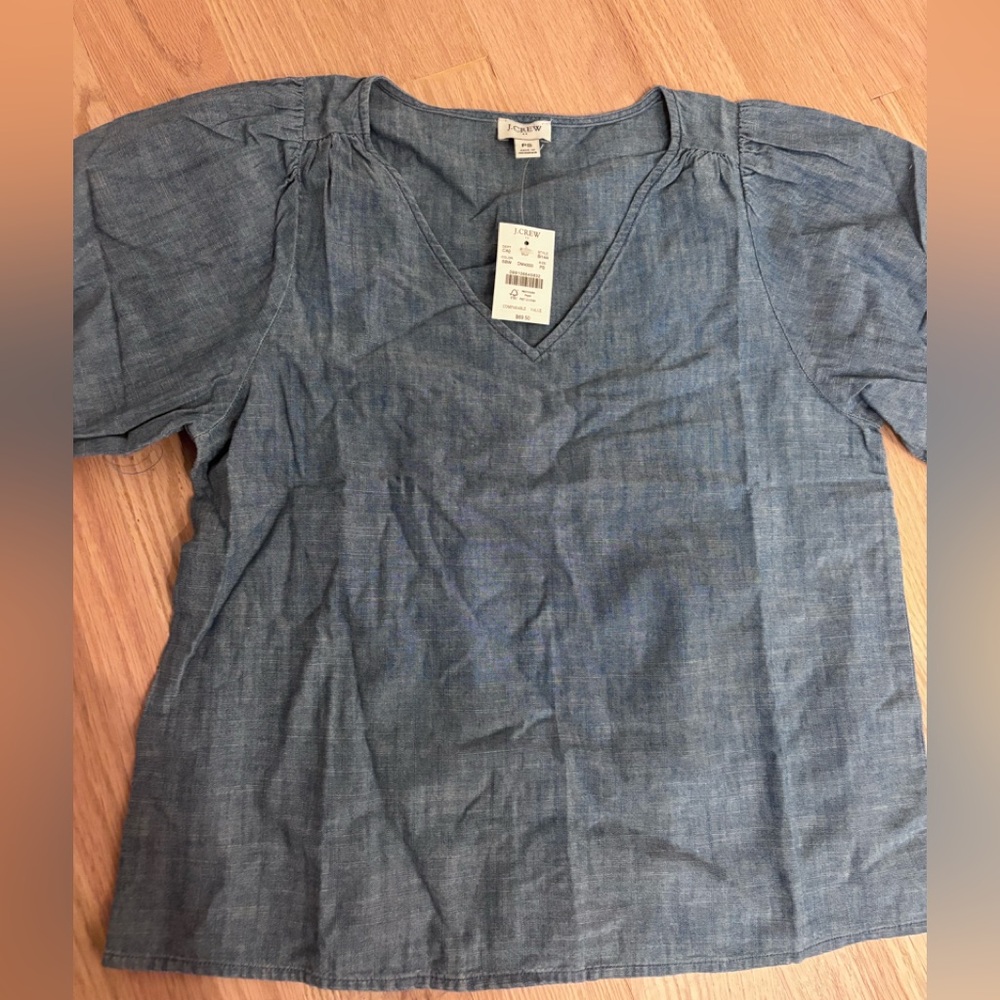 NEW J. Crew top chambray v neck denim top sleeve women /cotton cap sleeves. 100% - Picture 3 of 4